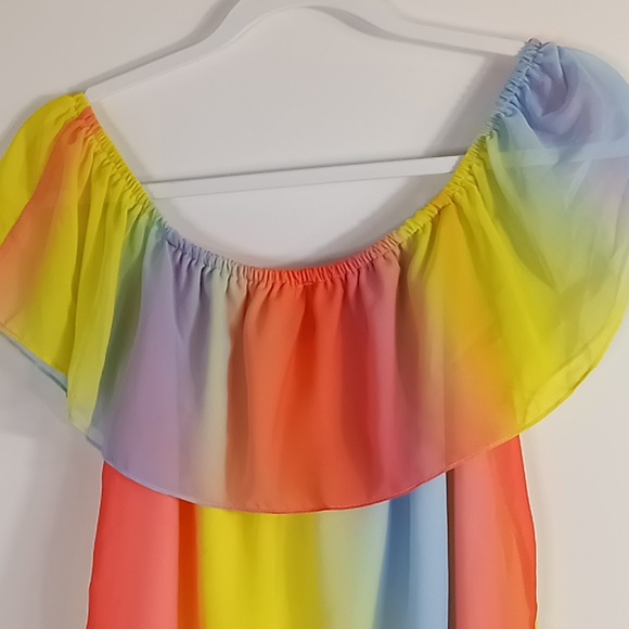 Palms Away Rainbow On/Off Shoulder Cropped Top Size Small - Picture 4 of 12
